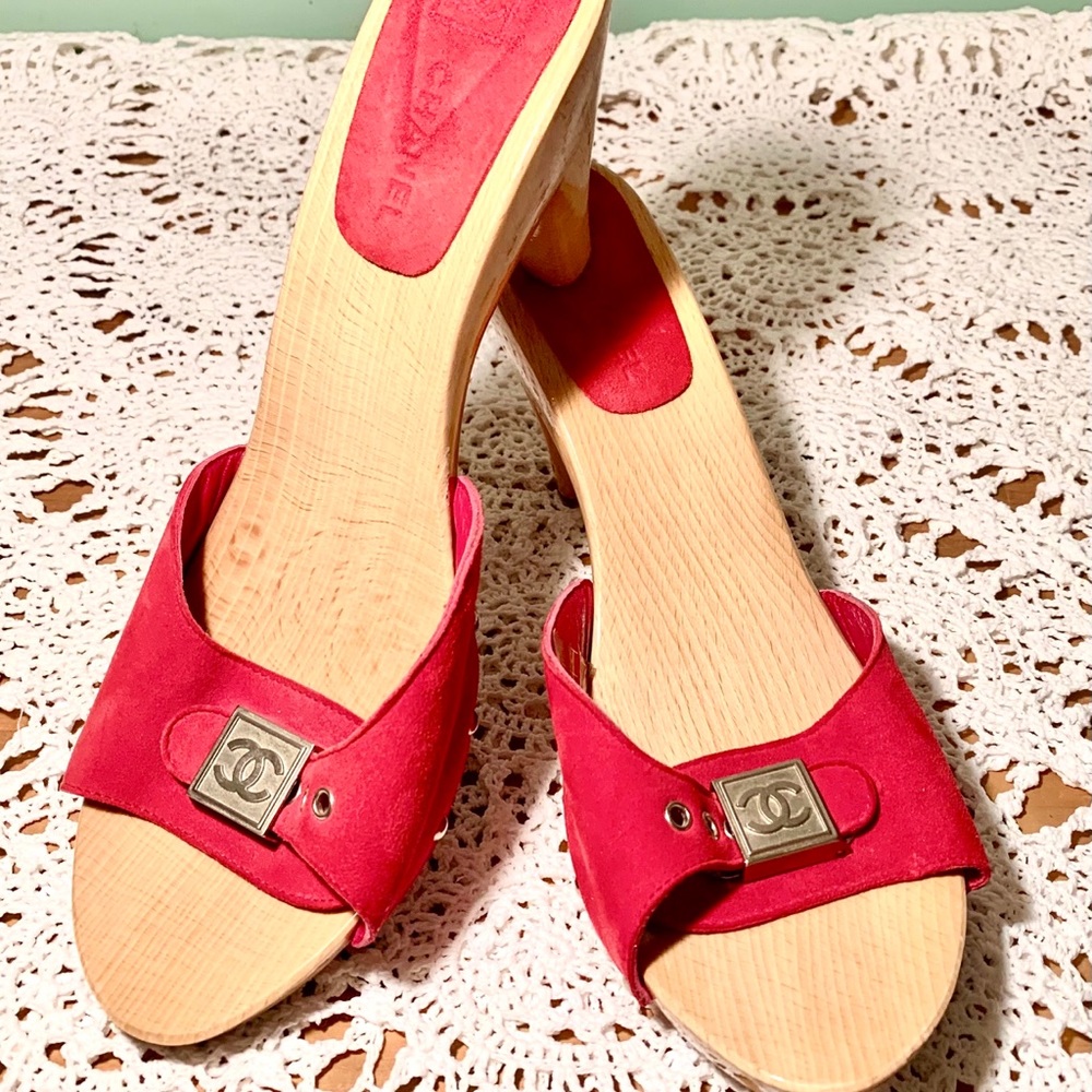 Channel Red Suede Wooden Slide -Mule Heels